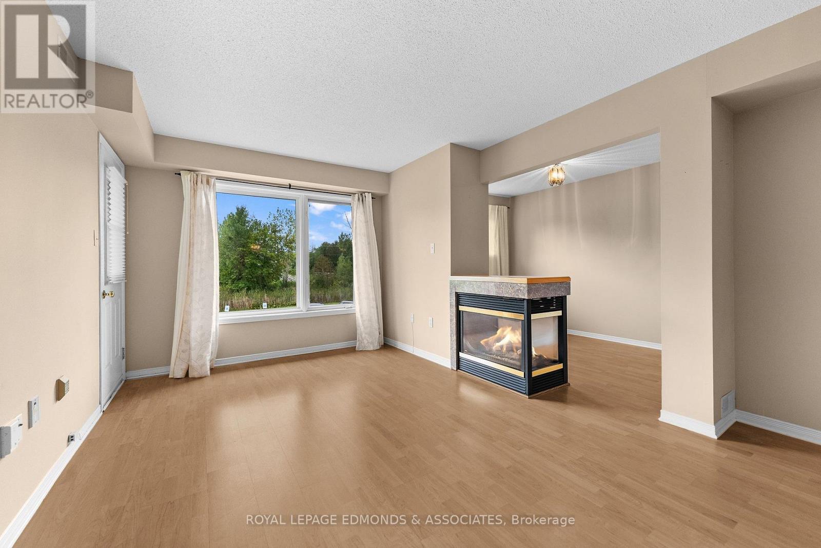 212 - 1 Crandall Street, Pembroke, Ontario K8A 8M6 - Photo 5 - X13747498