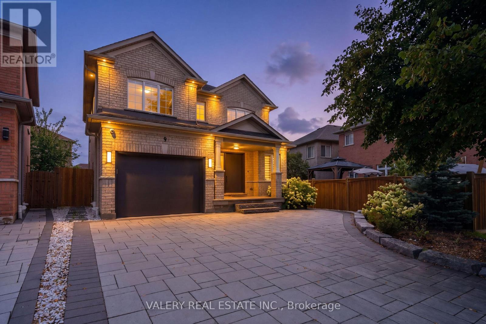 9 VANGUARD ROAD, Vaughan, Ontario