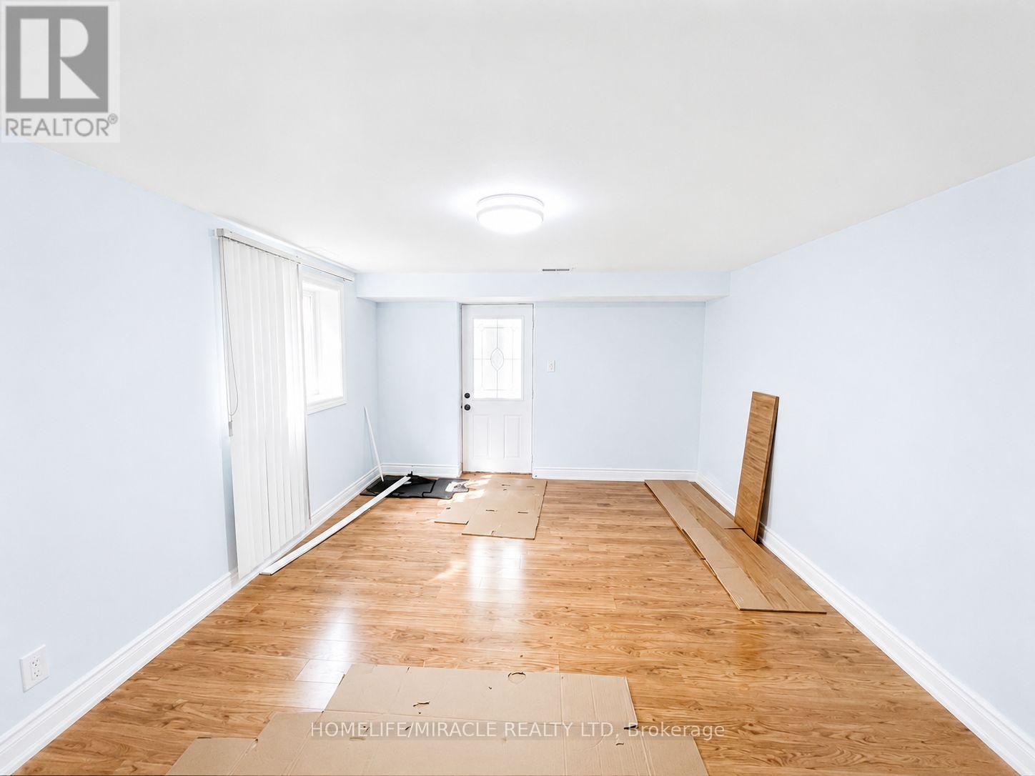 14178 Yonge Street, Aurora, Ontario  L4G 0P5 - Photo 18 - N13747554