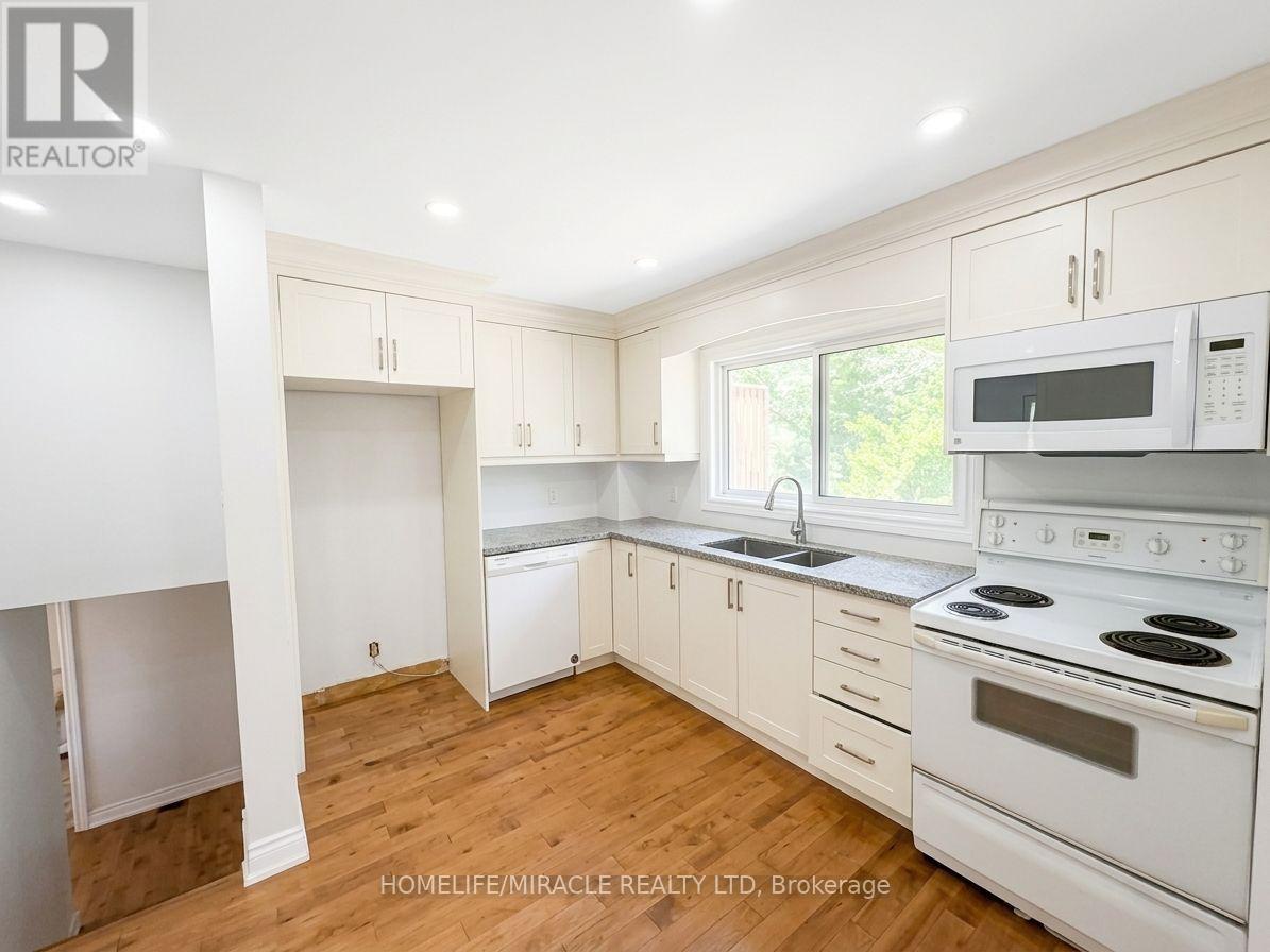 14178 Yonge Street, Aurora, Ontario  L4G 0P5 - Photo 6 - N13747554