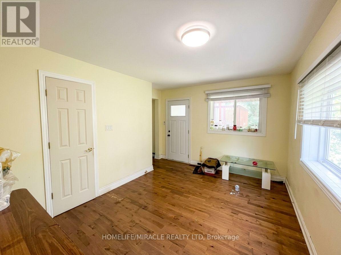 14178 Yonge Street, Aurora, Ontario  L4G 0P5 - Photo 9 - N13747554