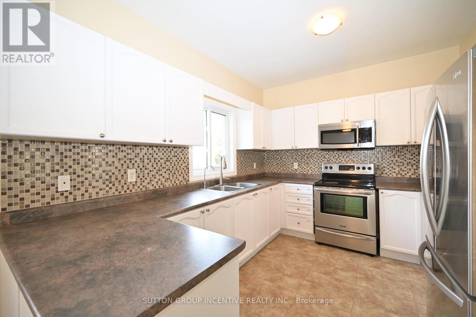 149 Raymond Crescent, Barrie (Painswick South), Ontario  L4N 0V7 - Photo 10 - S13747522