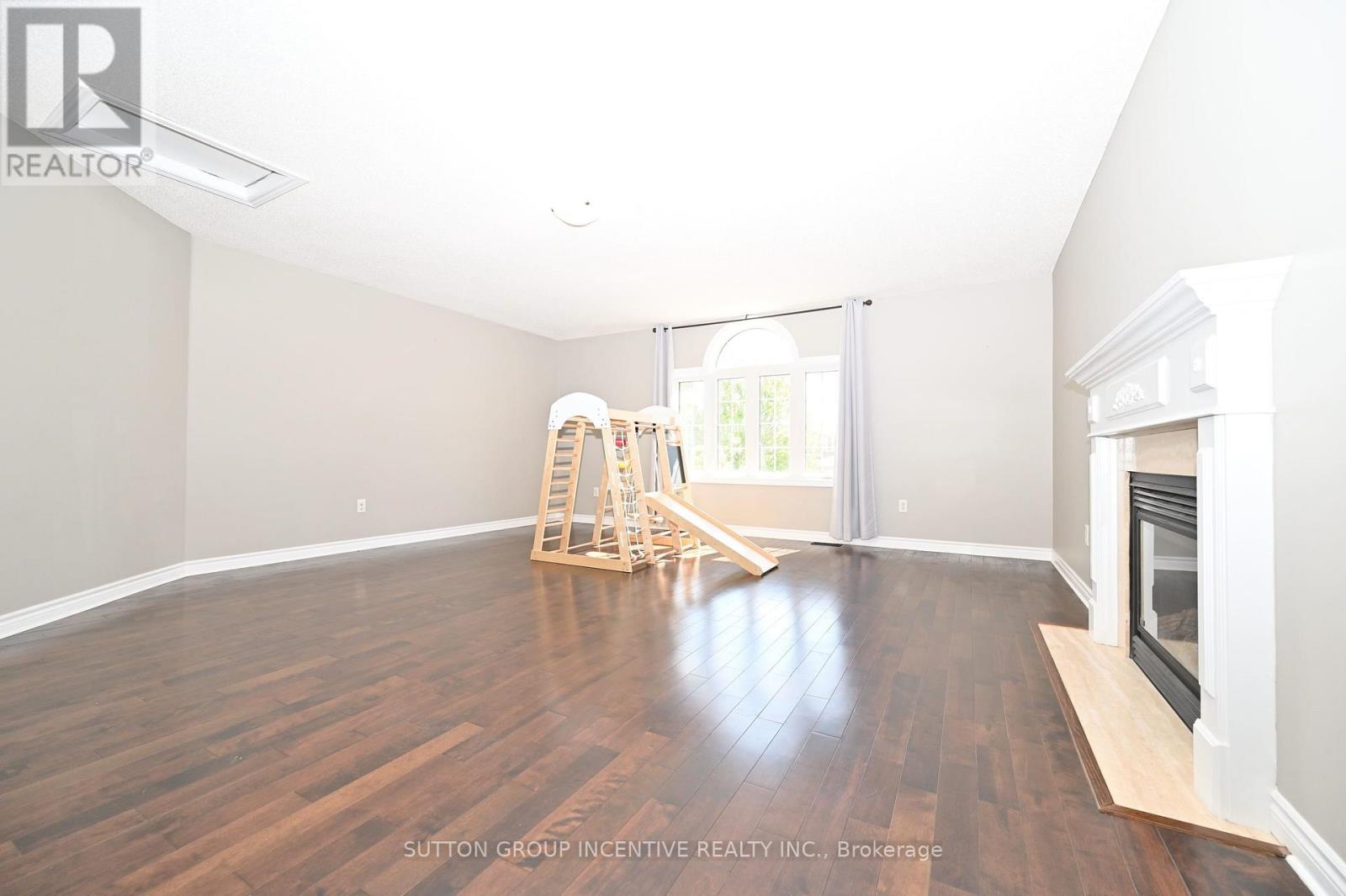 149 Raymond Crescent, Barrie (Painswick South), Ontario  L4N 0V7 - Photo 19 - S13747522