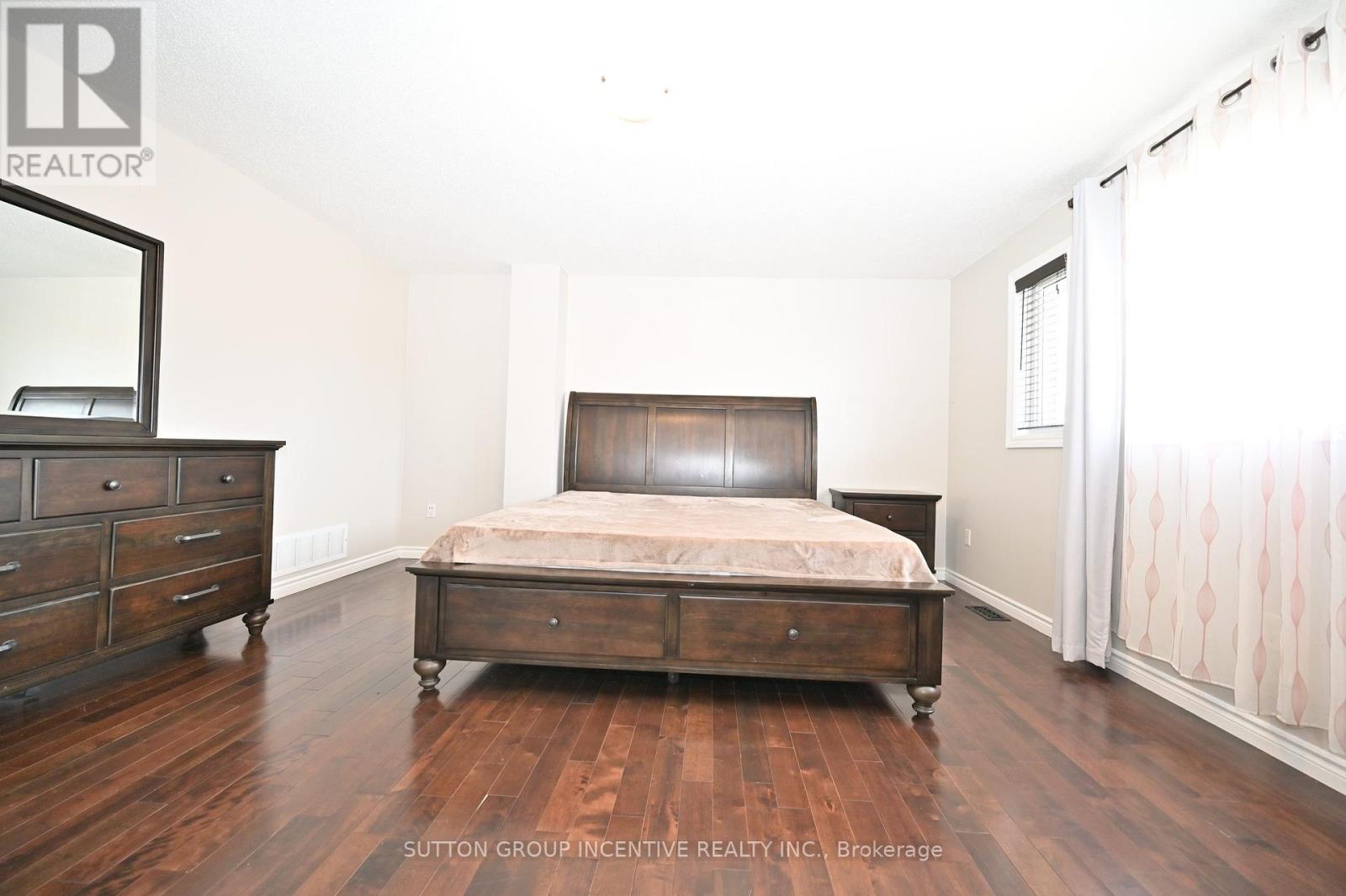 149 Raymond Crescent, Barrie (Painswick South), Ontario  L4N 0V7 - Photo 22 - S13747522
