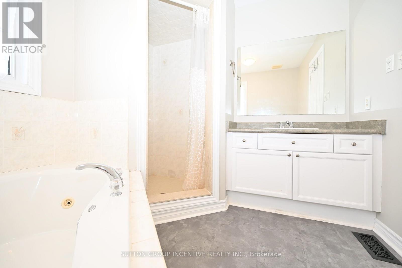 149 Raymond Crescent, Barrie (Painswick South), Ontario  L4N 0V7 - Photo 27 - S13747522