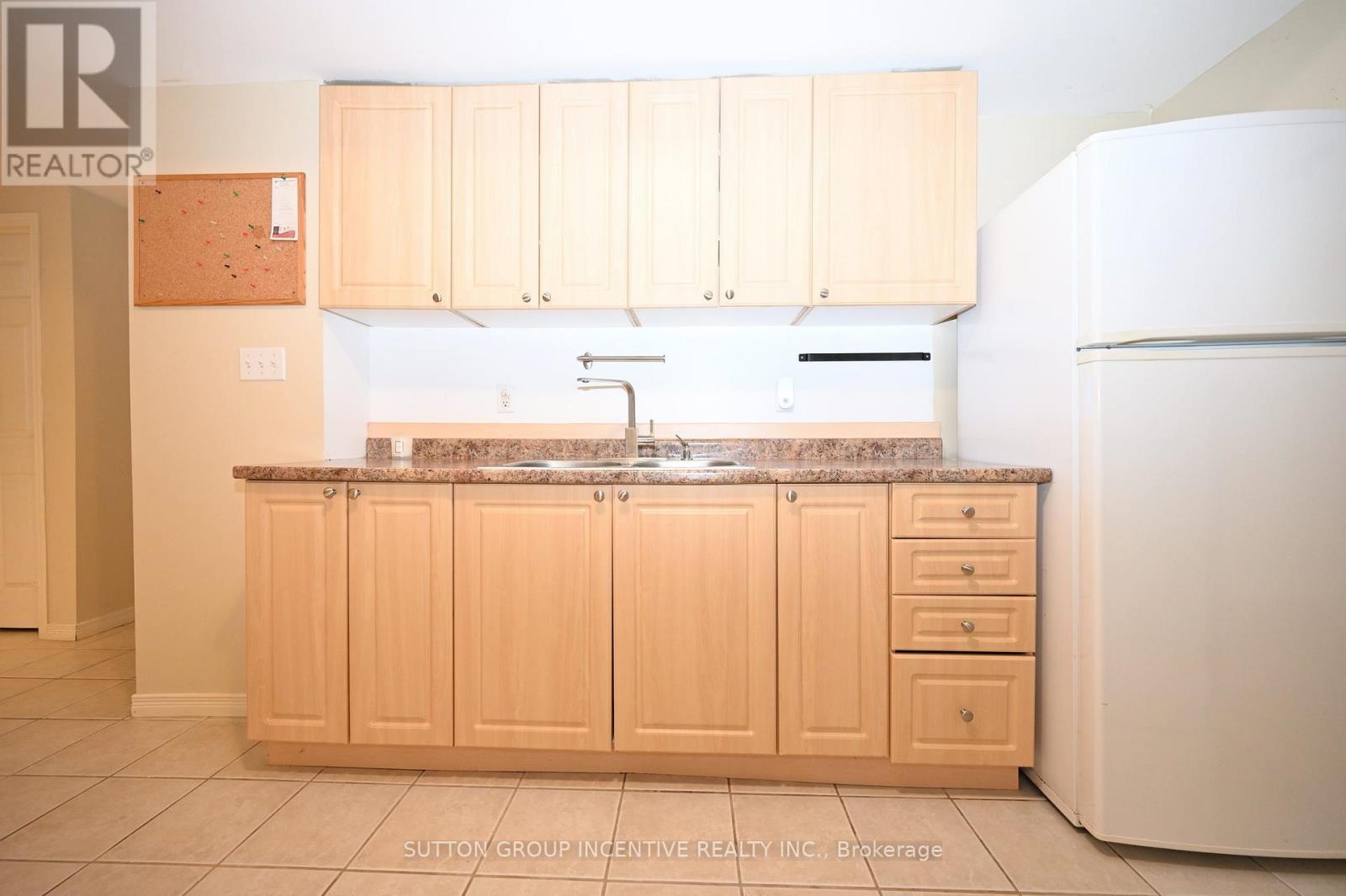 149 Raymond Crescent, Barrie (Painswick South), Ontario  L4N 0V7 - Photo 41 - S13747522