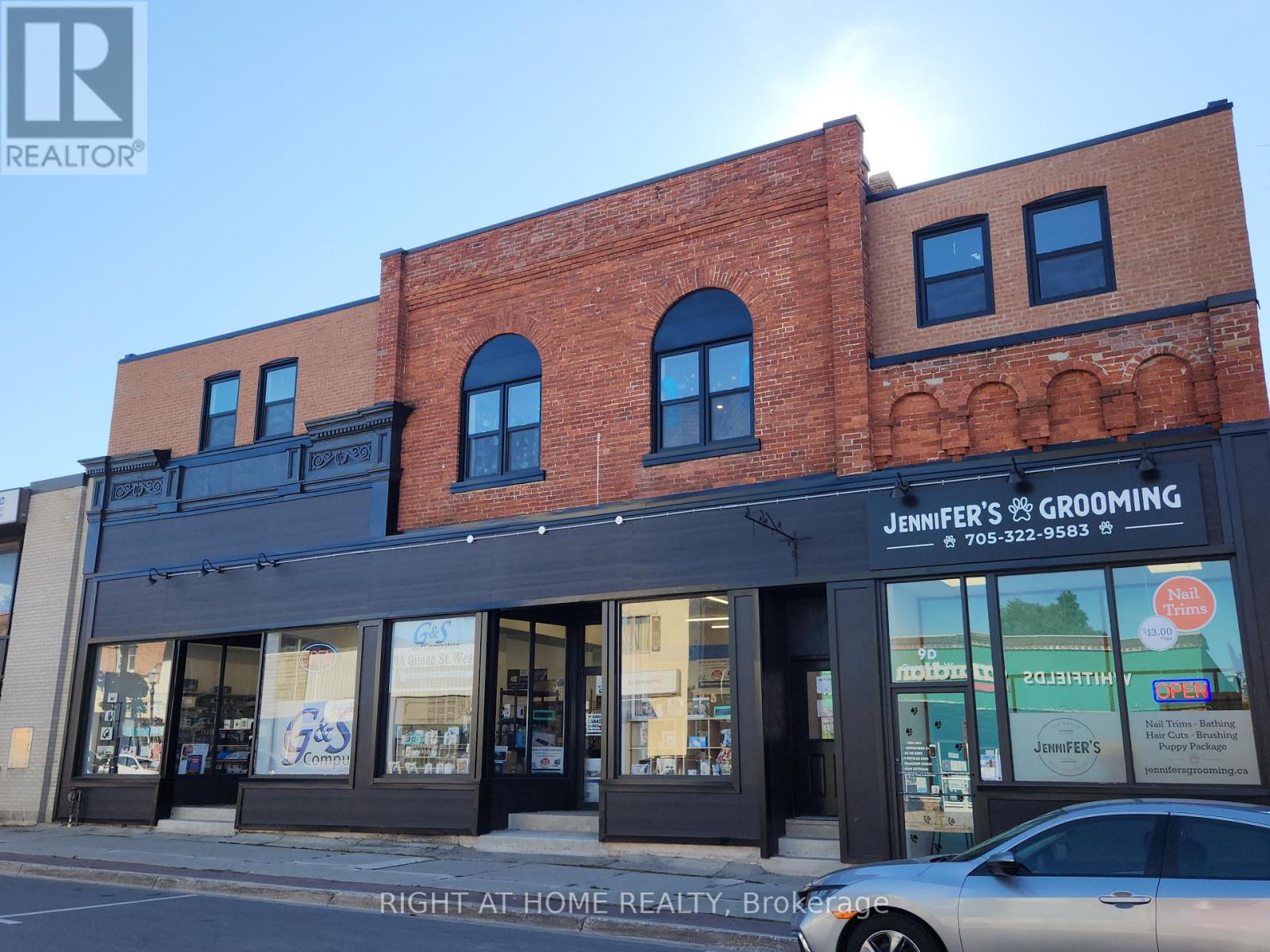 203 - 9 QUEEN STREET W, Springwater, Ontario
