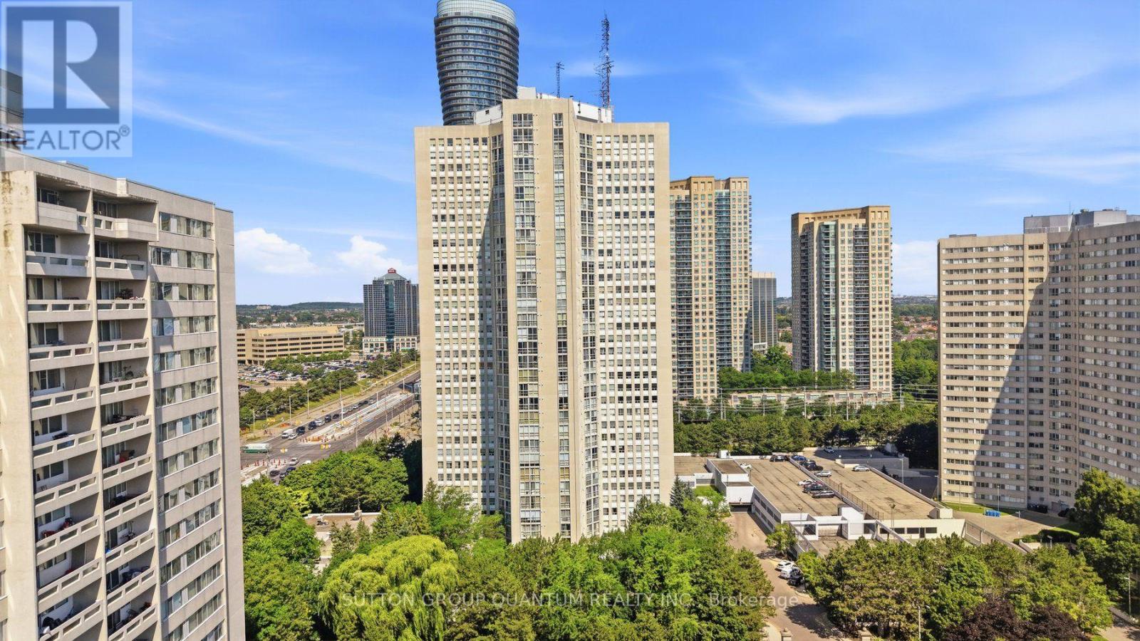 304 - 3650 KANEFF CRESCENT, Mississauga, Ontario