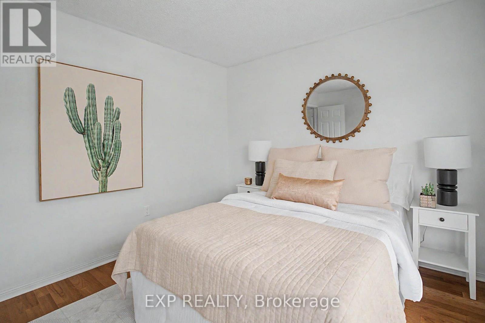 5421 Rochelle Way, Mississauga, Ontario  L5M 7Y2 - Photo 31 - W13747518