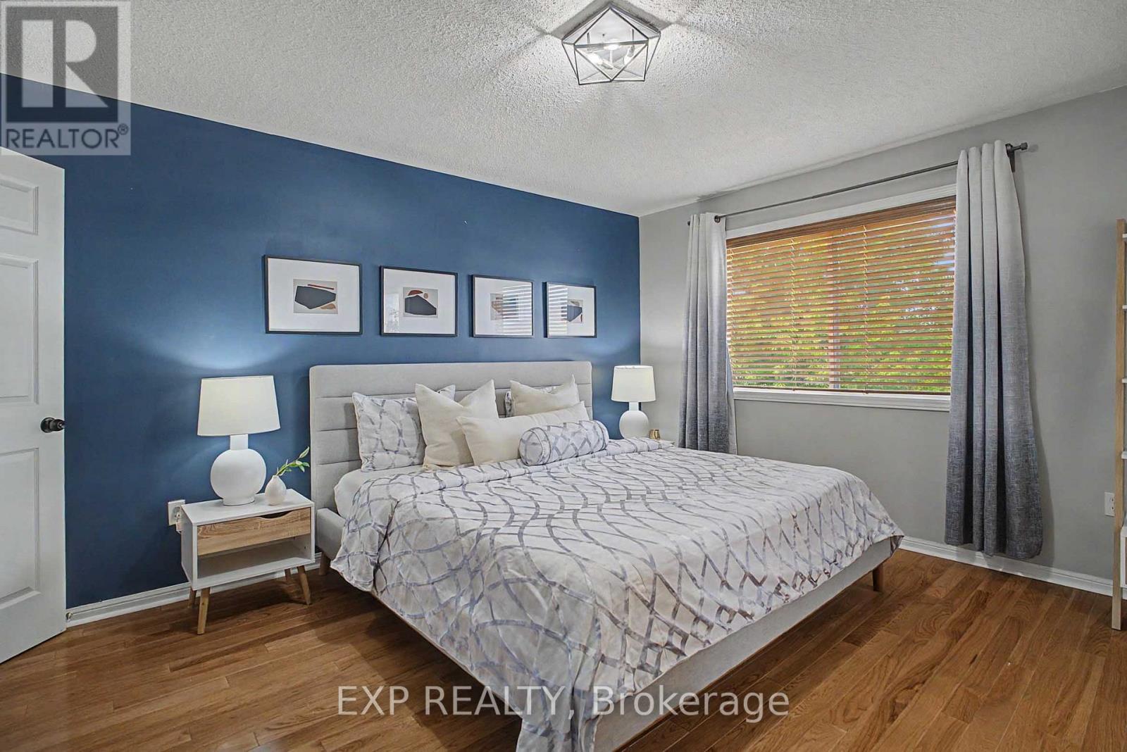 5421 Rochelle Way, Mississauga, Ontario  L5M 7Y2 - Photo 34 - W13747518
