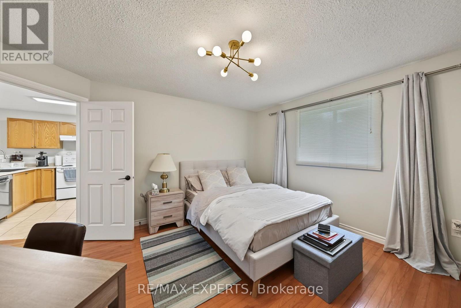 Upper - 17 Michelle Drive, Barrie, Ontario  L4N 5Y1 - Photo 15 - S13728622