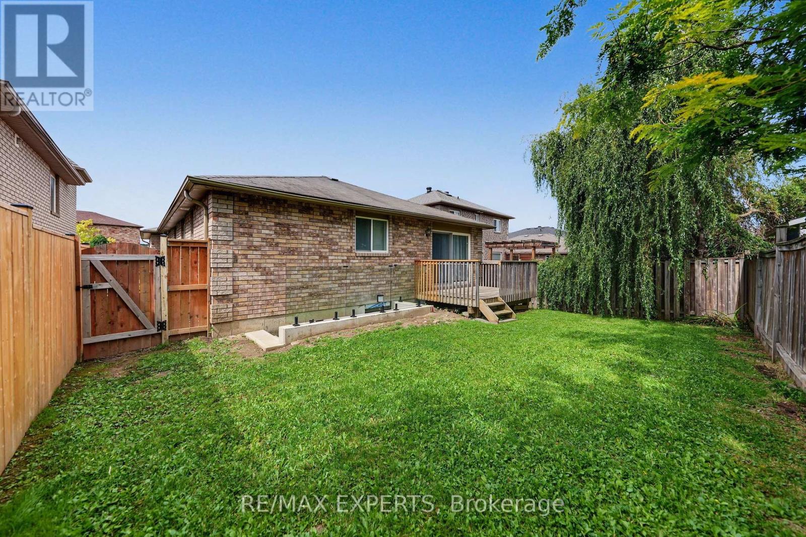 Upper - 17 Michelle Drive, Barrie, Ontario  L4N 5Y1 - Photo 25 - S13728622