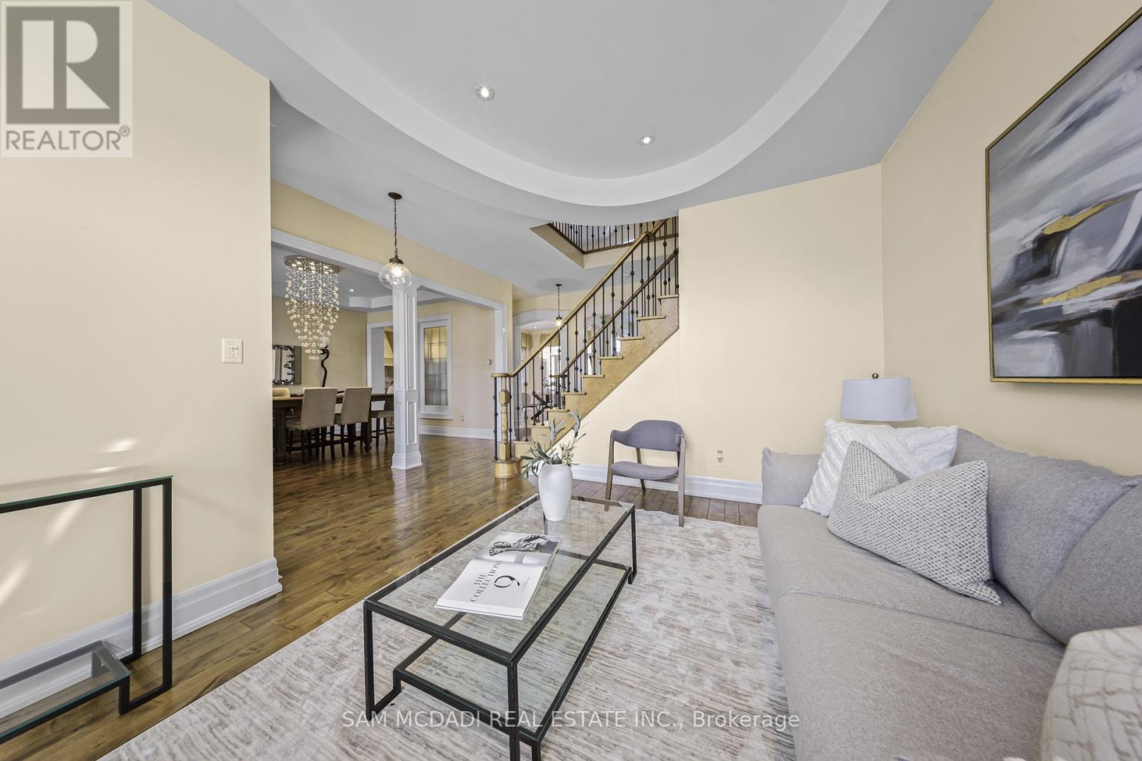 950 Fredonia Drive, Mississauga, Ontario  L5C 2W4 - Photo 6 - W13746026