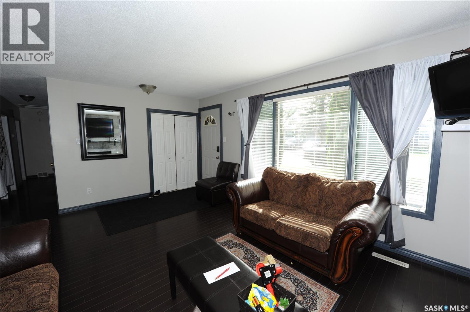 436 X Avenue S, Saskatoon, Saskatchewan  S7M 3H8 - Photo 4 - SK047620