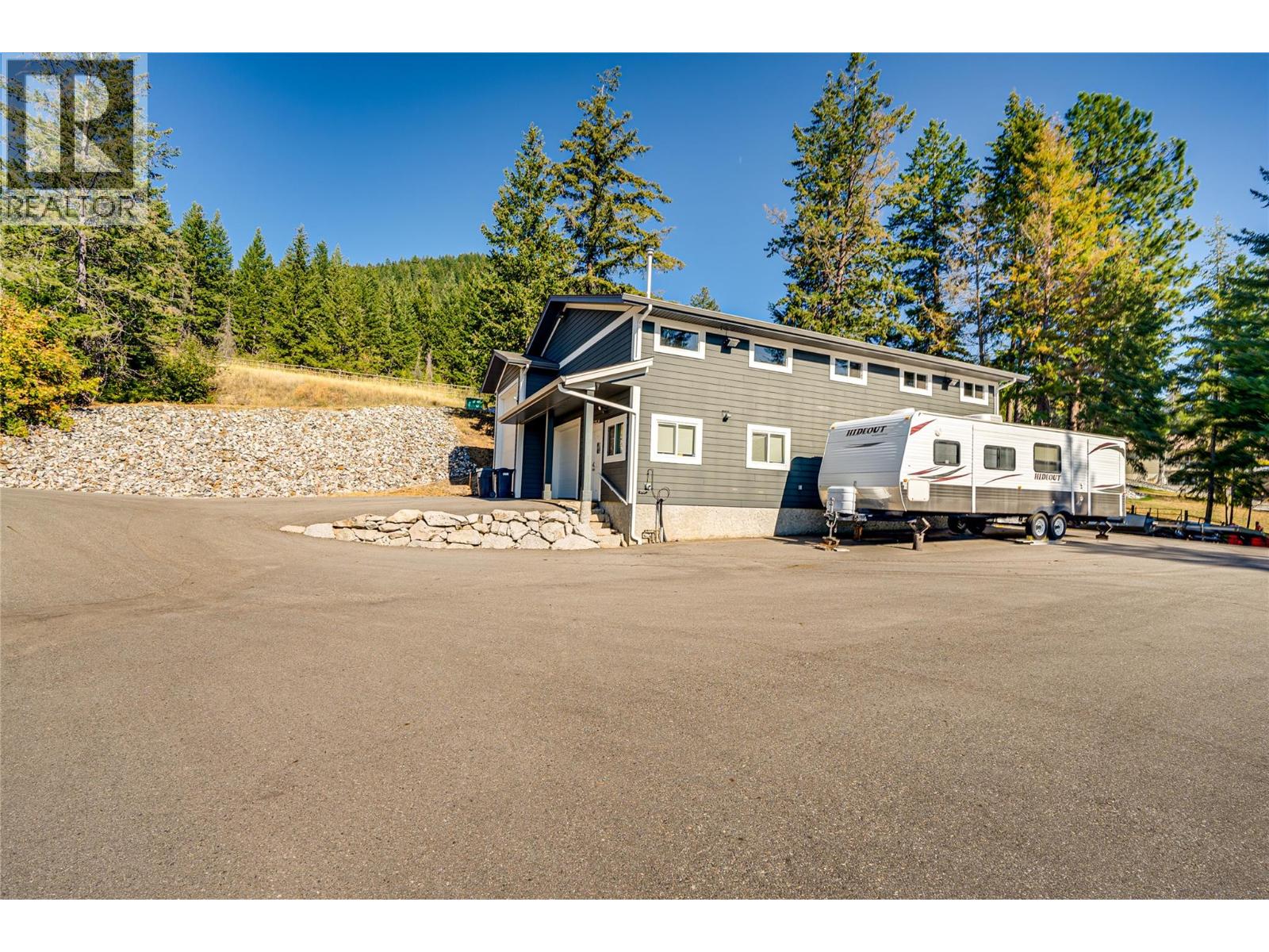 6054 Lynx Drive, Vernon, British Columbia  V1B 3J5 - Photo 37 - 10378055