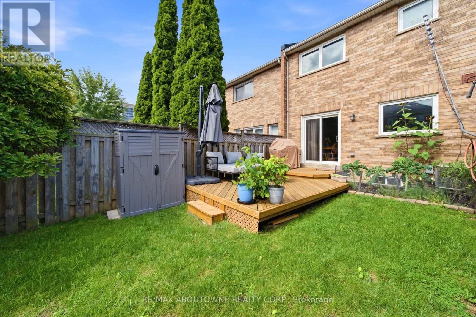 5110 Falconcrest Drive, Burlington, Ontario  L7L 6K5 - Photo 17 - W13747392