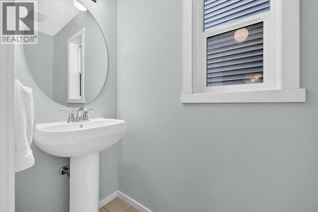 179 Evansborough Way Nw, Calgary, Alberta  T3P 0N5 - Photo 12 - A2339764