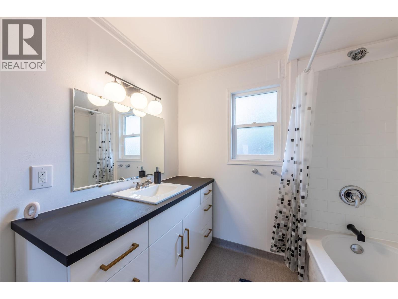 668 Munro Street, Kamloops, British Columbia  V2C 3E6 - Photo 23 - 10399640