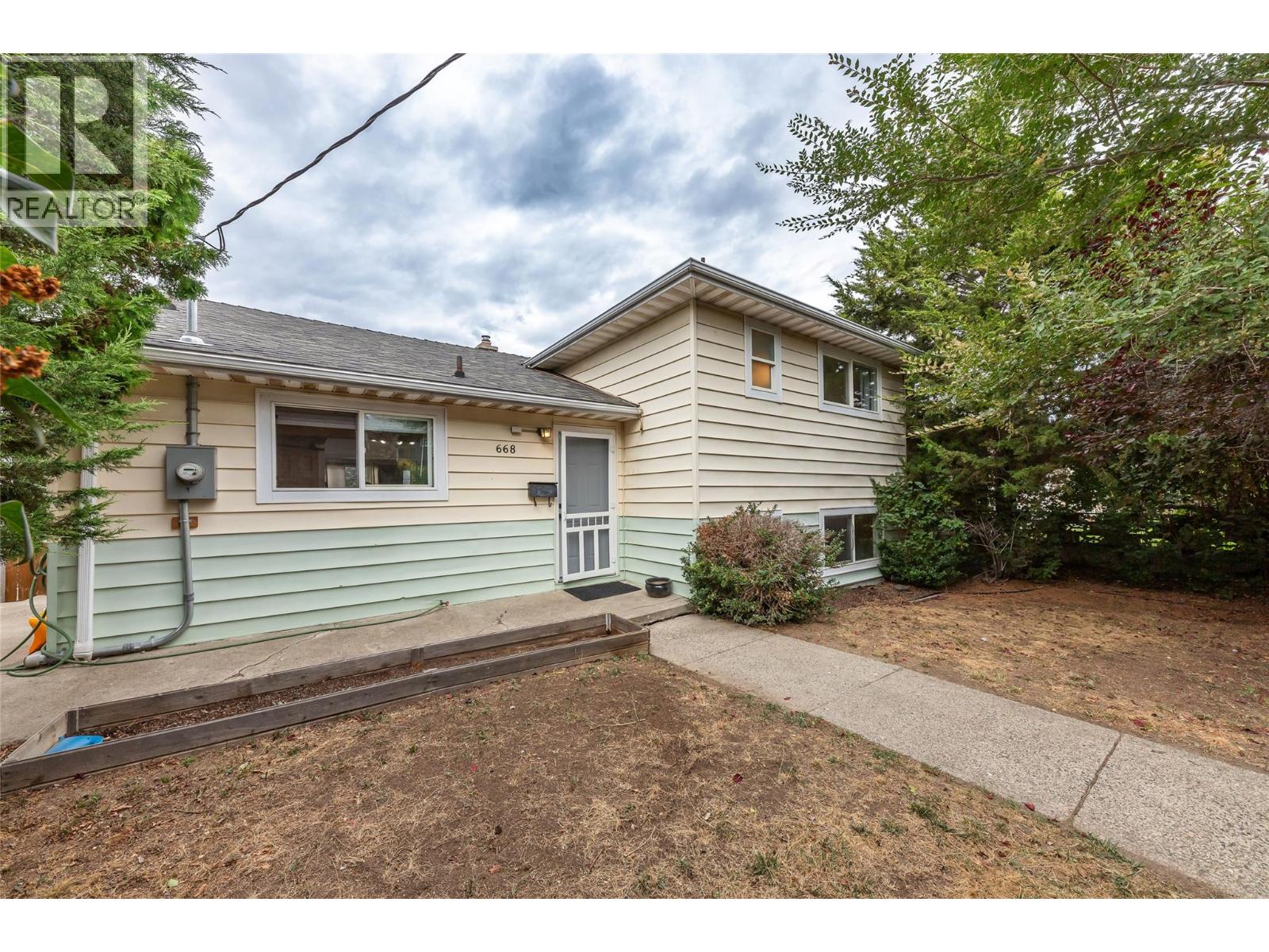 668 MUNRO Street, Kamloops, British Columbia