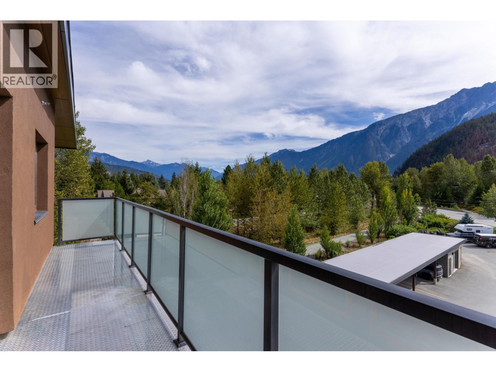 314 7350 Crabapple Court, Pemberton, British Columbia  V0N 2L1 - Photo 8 - R3161745