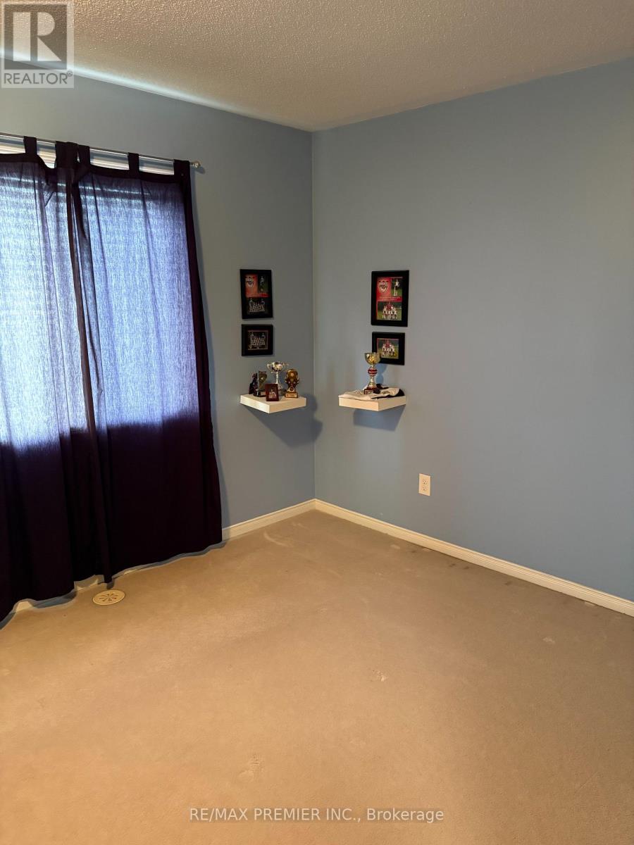 95 John Bell Crescent, Toronto, Ontario  M1L 0G5 - Photo 6 - E13747252