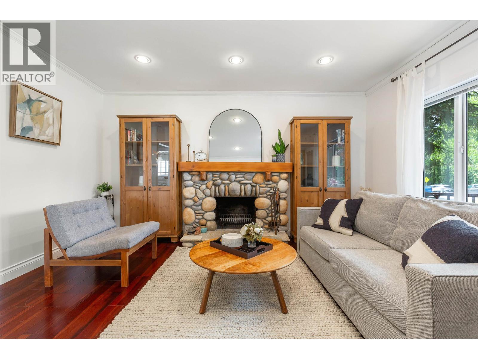 2306 William Avenue, North Vancouver, British Columbia  V7J 2P6 - Photo 6 - R3161736
