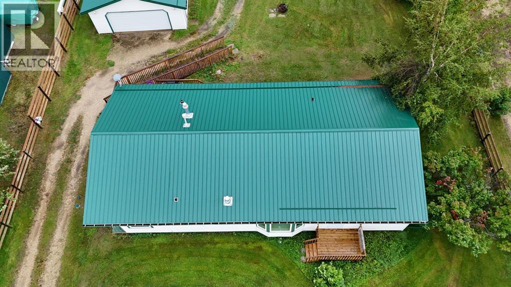 92 Peace River Avenue, Joussard, Alberta T0G 1J0 - Photo 16 - A2342633