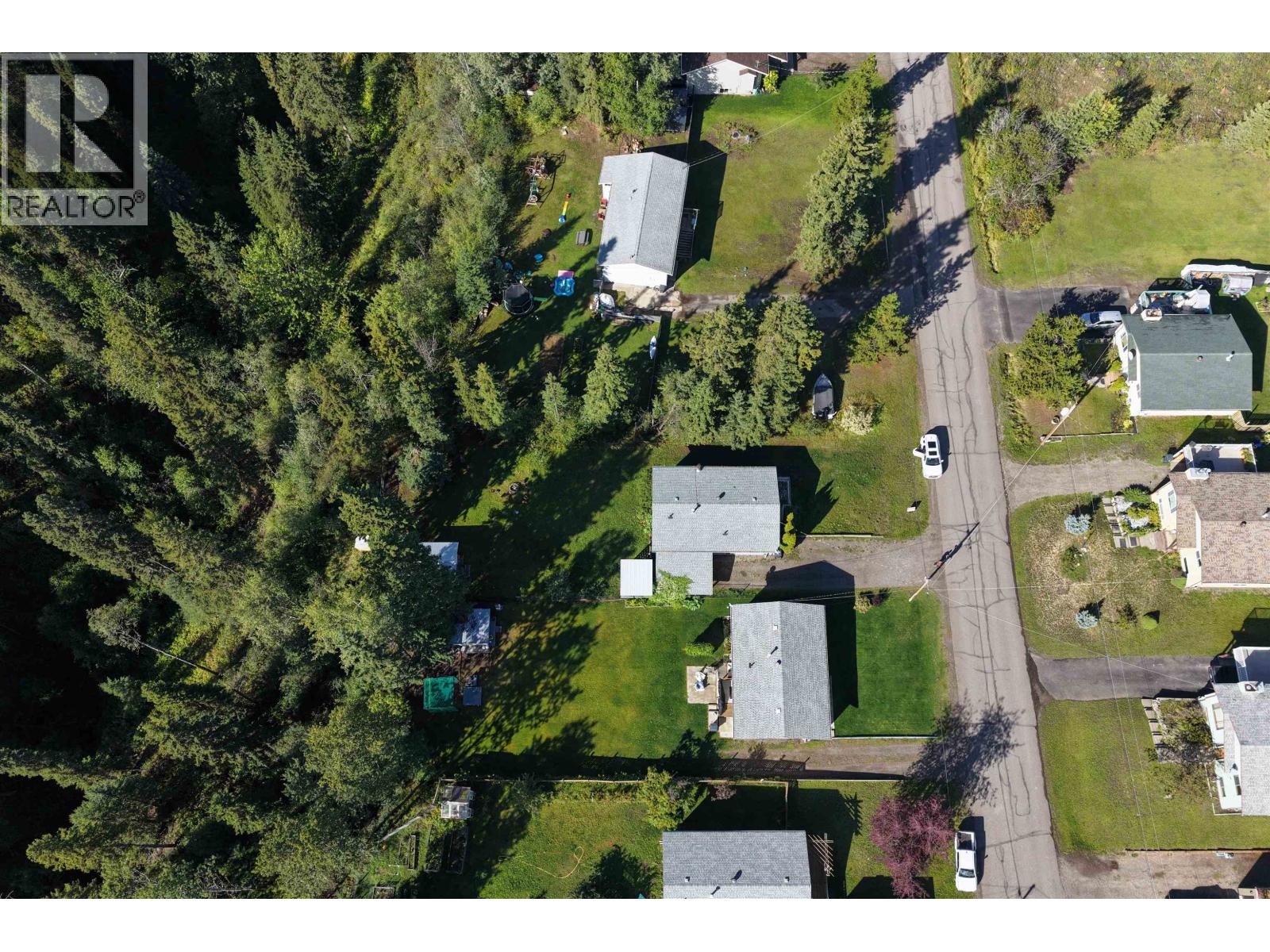 454 8th Avenue, Burns Lake, British Columbia  V0J 1E0 - Photo 14 - R3159362