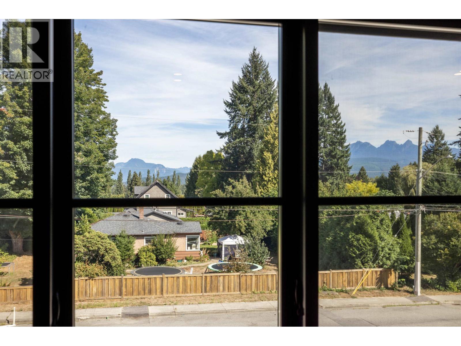 21606 124 Avenue, Maple Ridge, British Columbia  V2X 5K3 - Photo 6 - R3161632