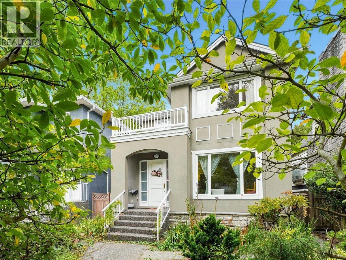 2579 W 45th Avenue, Vancouver, British Columbia  V6N 3K9 - Photo 1 - R3161614