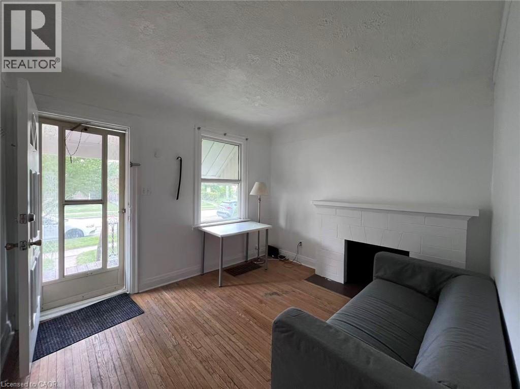 125 Broadway Avenue, Hamilton, Ontario  L8S 2W2 - Photo 4 - 40860818