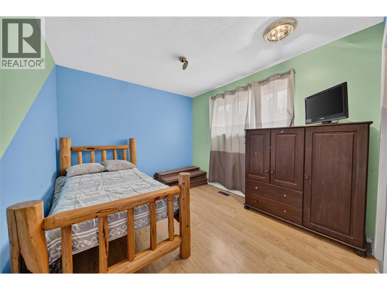1158 Nashton Crescent, Elkford, British Columbia V0B 1H0 - Photo 11 - 10397914