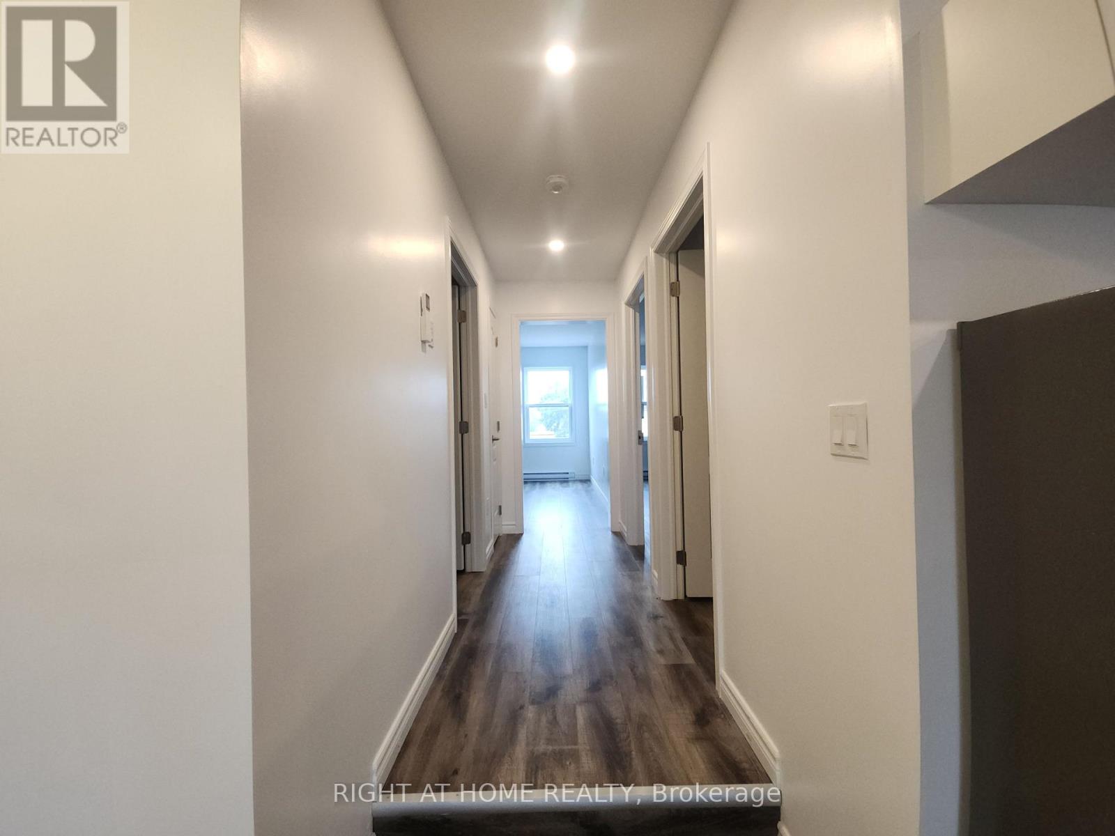 202 - 9 Queen Street W, Springwater (Elmvale), Ontario L0L 1P0 - Photo 13 - S13747602