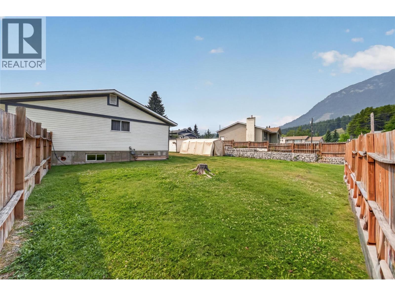1158 Nashton Crescent, Elkford, British Columbia V0B 1H0 - Photo 19 - 10397914