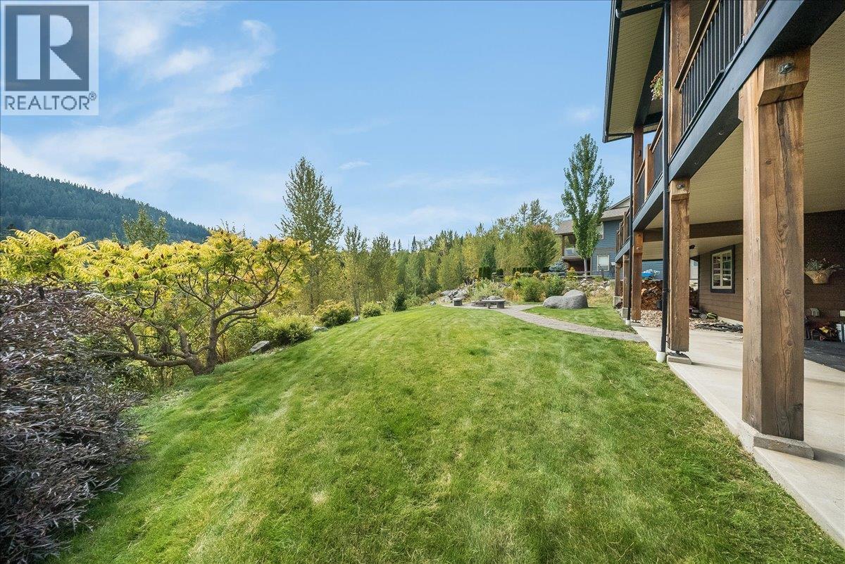 925 Redstone Drive, Rossland, British Columbia  V0G 1Y0 - Photo 12 - 10399786