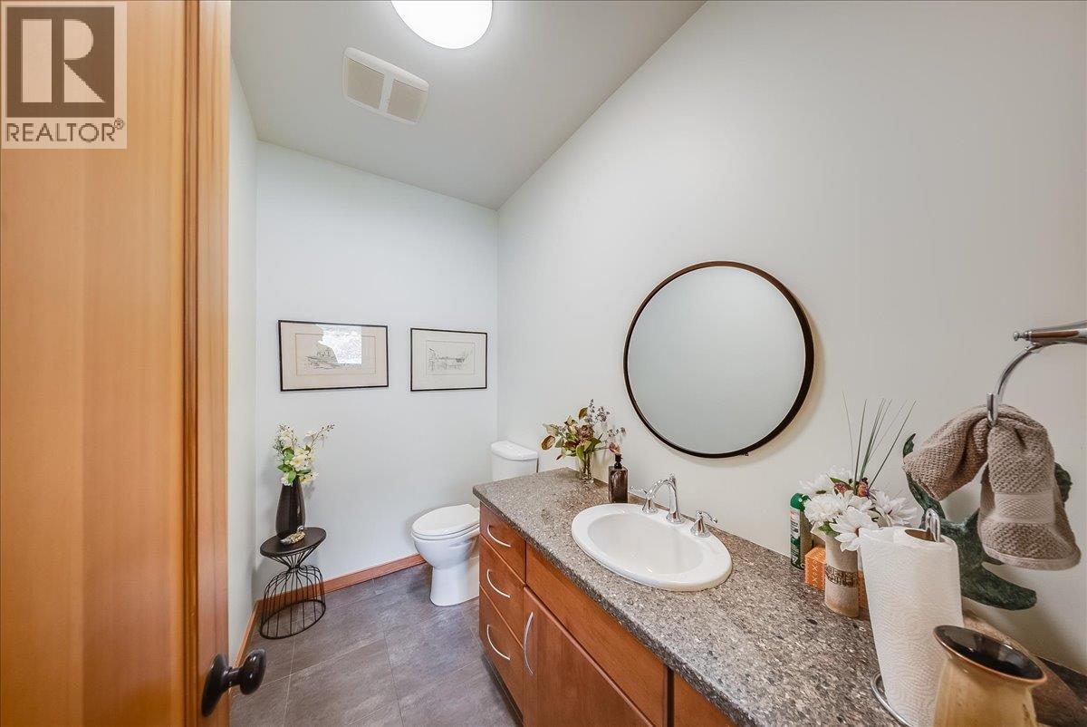 925 Redstone Drive, Rossland, British Columbia  V0G 1Y0 - Photo 20 - 10399786