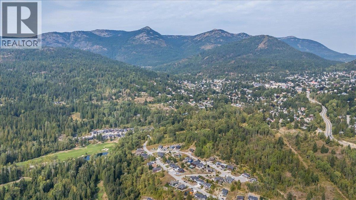 925 Redstone Drive, Rossland, British Columbia  V0G 1Y0 - Photo 7 - 10399786