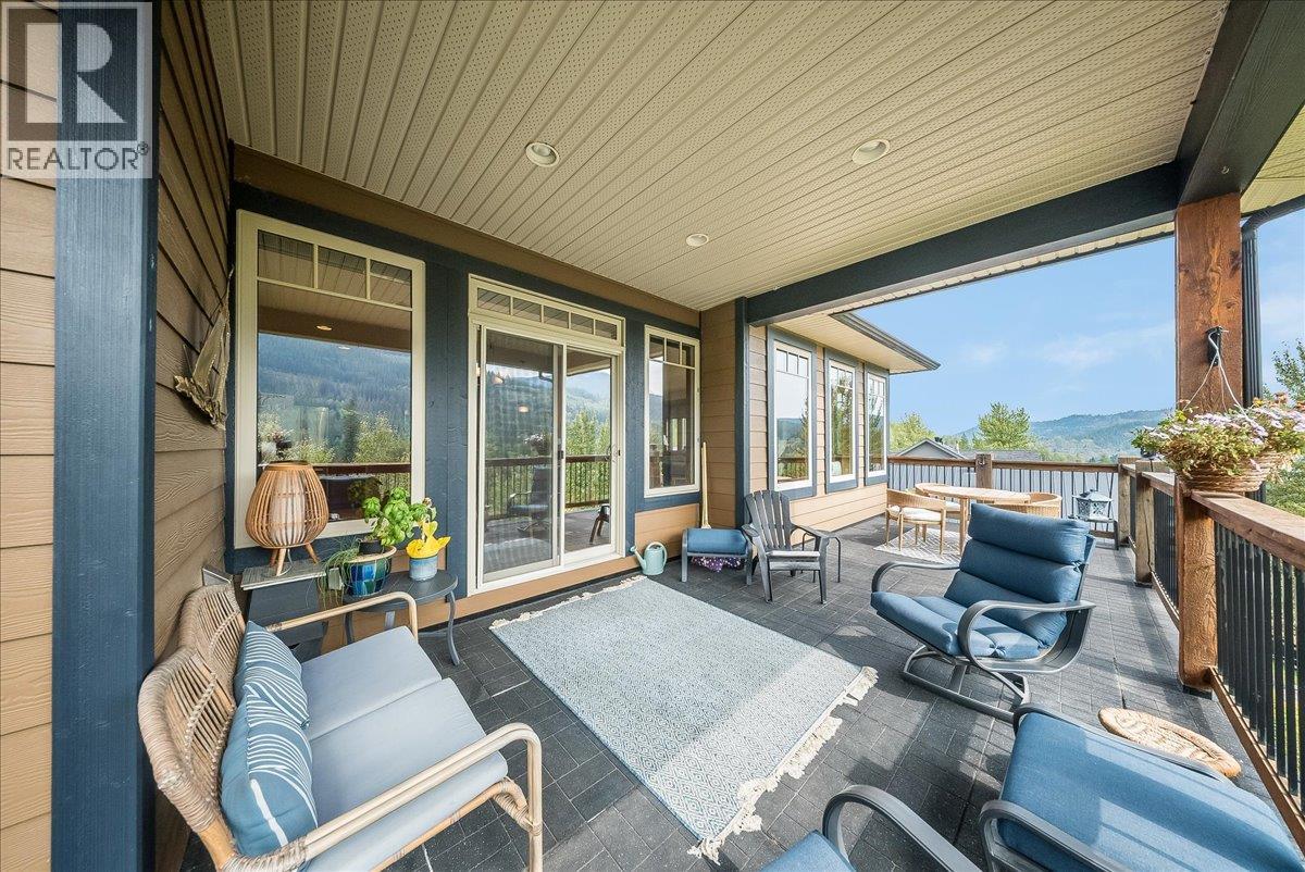 925 Redstone Drive, Rossland, British Columbia  V0G 1Y0 - Photo 14 - 10399786