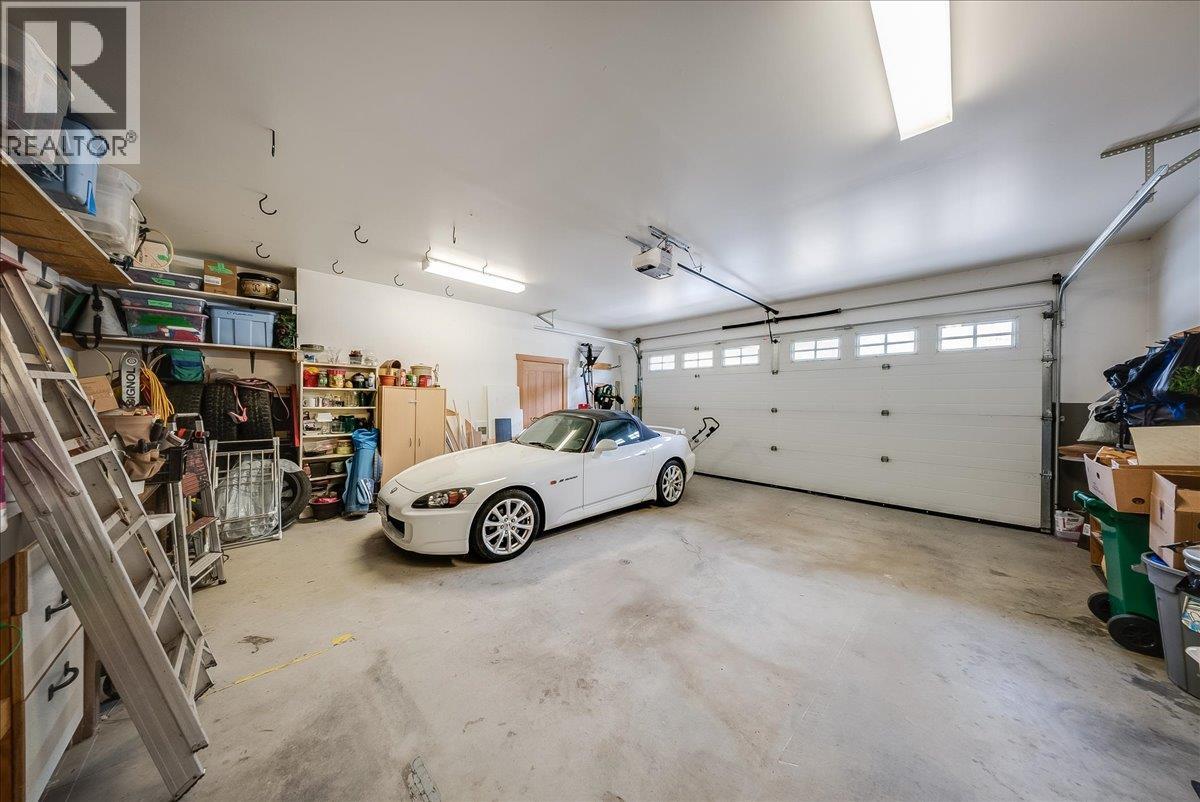 925 Redstone Drive, Rossland, British Columbia  V0G 1Y0 - Photo 18 - 10399786