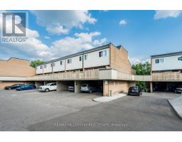 301 MILESTONE CRESCENT, Aurora, Ontario