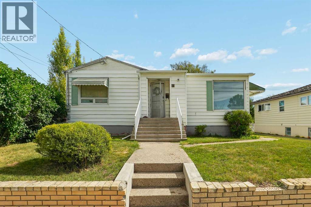 19 S 100  W, Raymond, Alberta