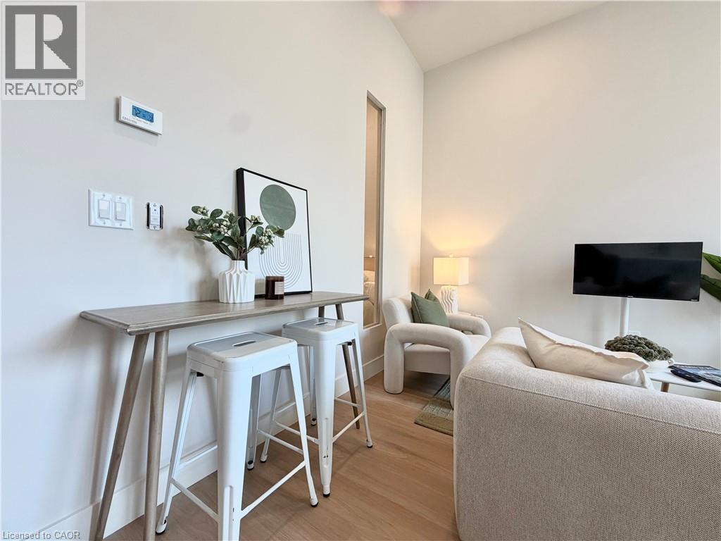 56 York Boulevard Unit# 204, Hamilton, Ontario  L8R 2M9 - Photo 7 - 40859278