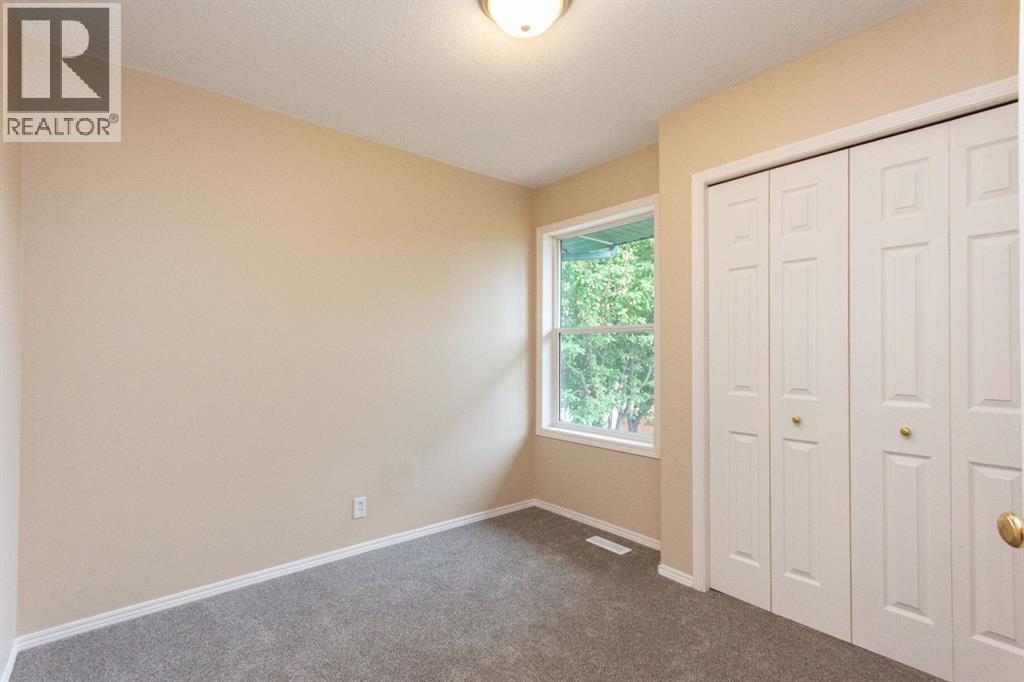 85 Ladwig Close, Red Deer, Alberta  T4R 2V7 - Photo 12 - A2342215