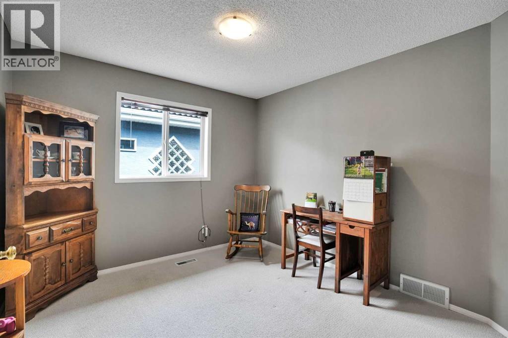 95 Citadel Grove NW, Calgary, Alberta  T3G 4G7 - Photo 9 - A2342812
