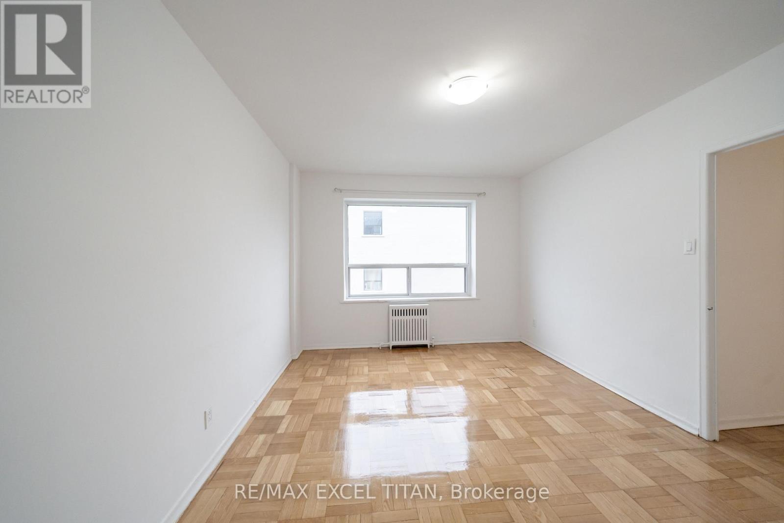 201 - 156 Kingston Road, Toronto, Ontario  M4L 1S7 - Photo 4 - E13747628