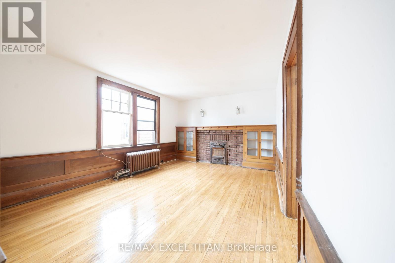 84 - 10 Kingston Road, Toronto, Ontario  M4L 2S4 - Photo 2 - E13747682