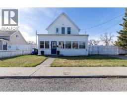 446 21 Street, Fort Macleod, Alberta