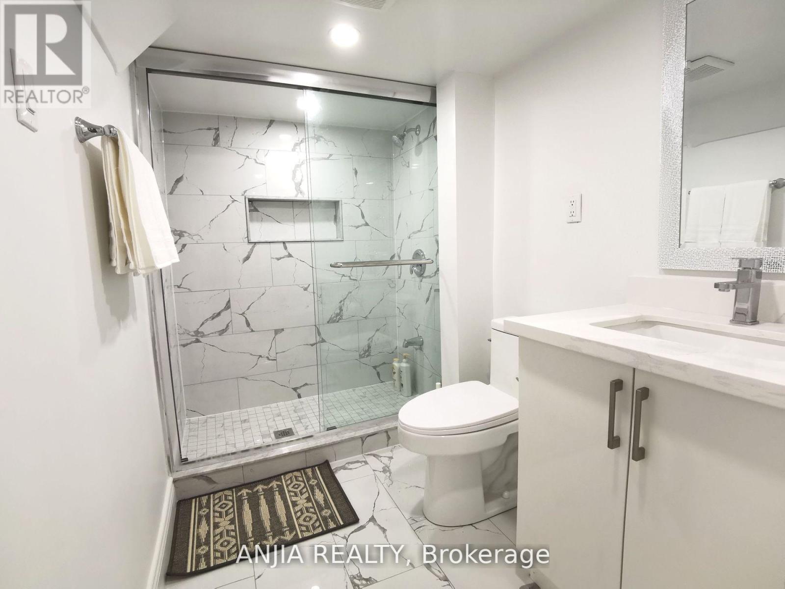 442 Bonita Crescent, Richmond Hill, Ontario  L4C 3N1 - Photo 15 - N13747624