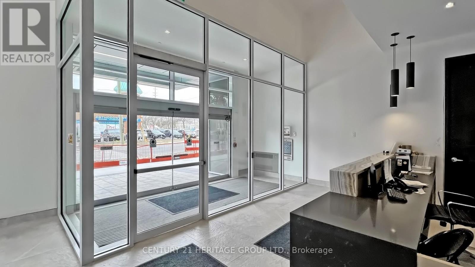 1205 - 8888 Yonge Street, Richmond Hill (South Richvale), Ontario  L4C 5V6 - Photo 4 - N13747648
