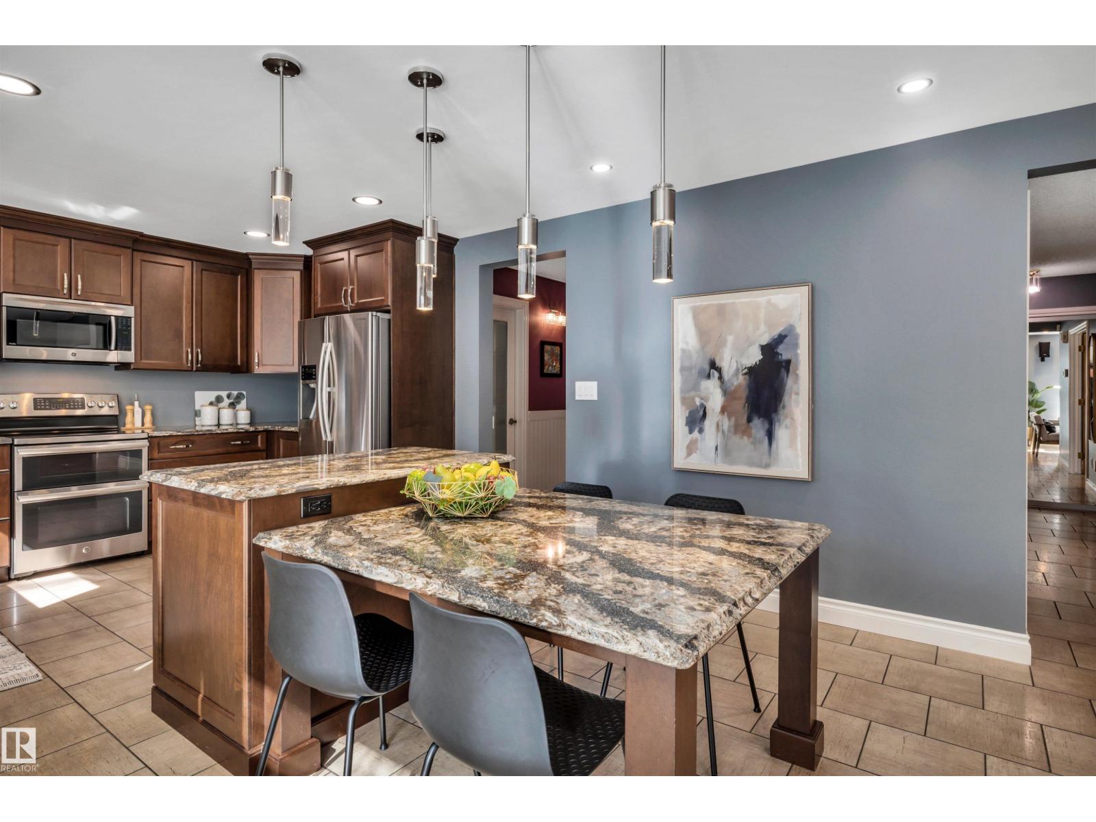 1615 Welbourn Cv NW, Edmonton, Alberta  T6M 2M5 - Photo 6 - E4502895